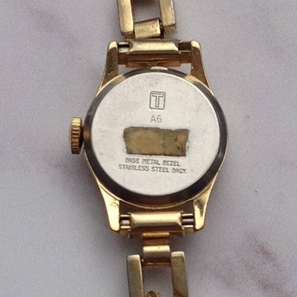 Acura Ladies Automatic Watch by Limited Edition by Le Tourneau Swiss Gold - Picture 10 of 15